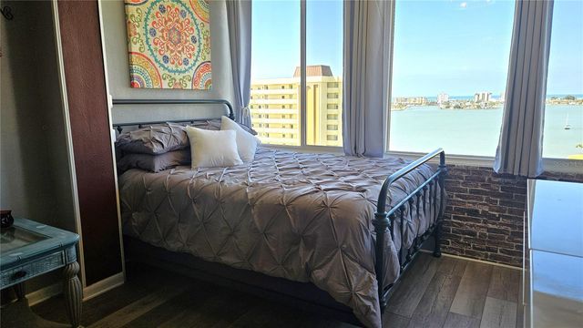 4575 COVE CIRCLE 1105, St Petersburg, FL 33708