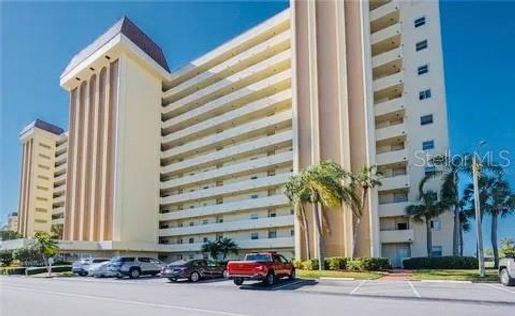 4575 COVE CIRCLE 1105, St Petersburg, FL 33708