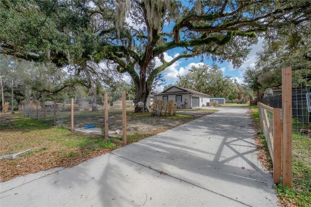 10409 LELAND HAWES ROAD, Thonotosassa, FL 33592