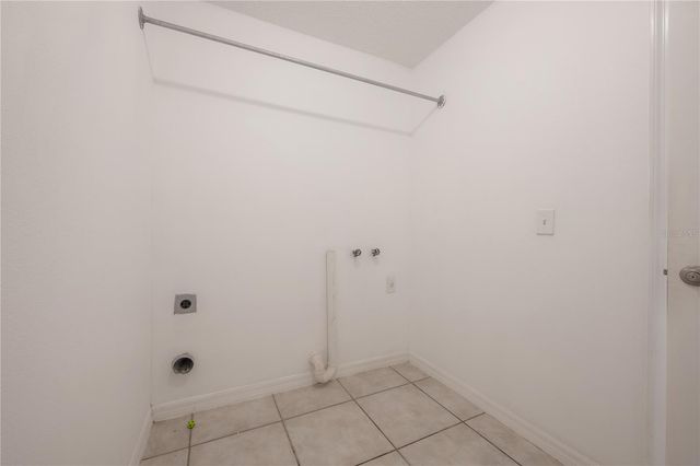 10409 LELAND HAWES ROAD, Thonotosassa, FL 33592