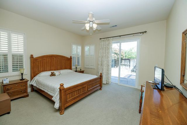 251 Fay Ct, Oakdale, CA 95361