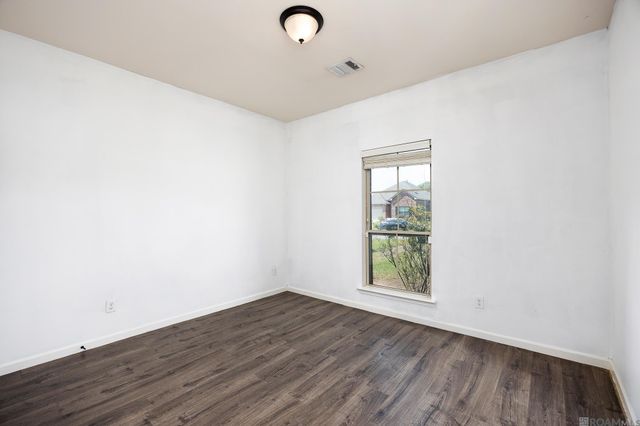 23288 Conifer Dr, Denham Springs, LA 70726