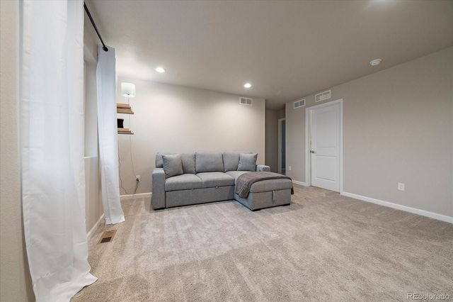 6942 E 116th Place, Thornton, CO 80233