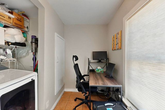 519 8TH Street SW, Albuquerque, NM 87102