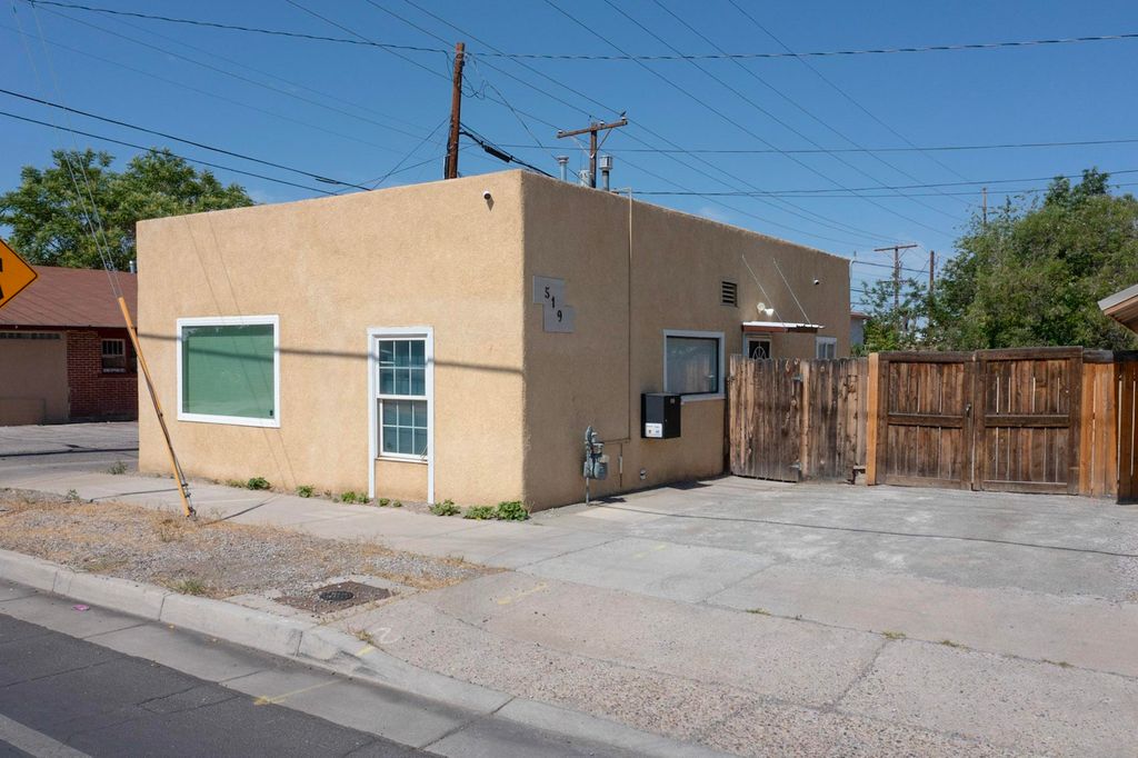 519 8TH Street SW, Albuquerque, NM 87102