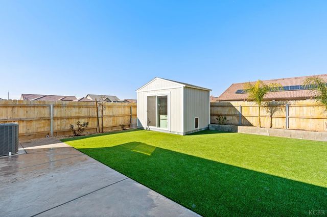 2124 Cortner Street, Hanford, CA 93230