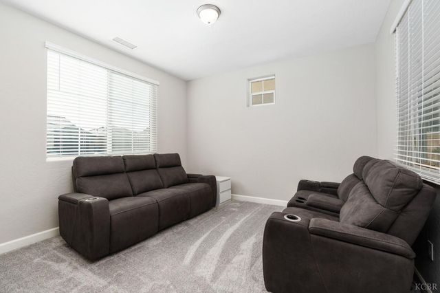 2124 Cortner Street, Hanford, CA 93230