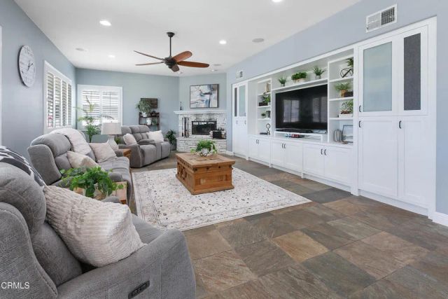 12428 Palmer Drive, Moorpark, CA 93021