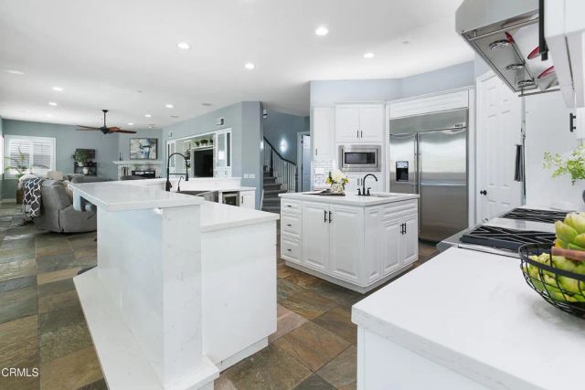 12428 Palmer Drive, Moorpark, CA 93021