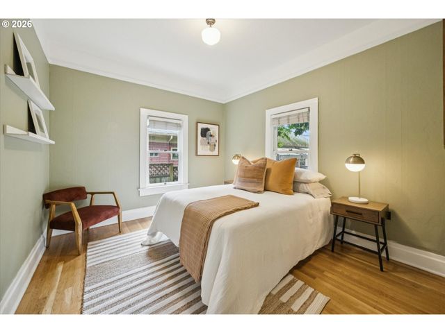 3218 S WATER Ave, Portland, OR 97239