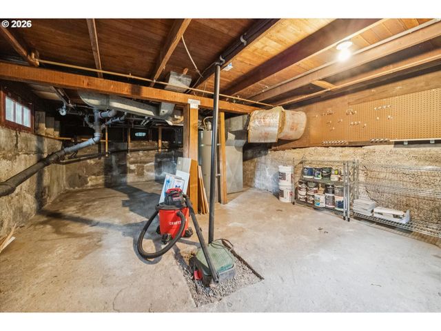3218 S WATER Ave, Portland, OR 97239