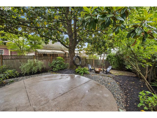 3218 S WATER Ave, Portland, OR 97239