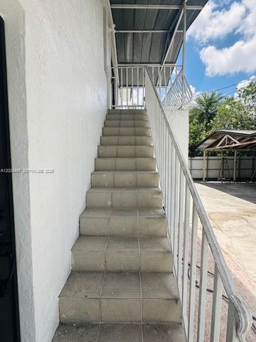 11870 SW 5th Street B, Miami, FL 33184