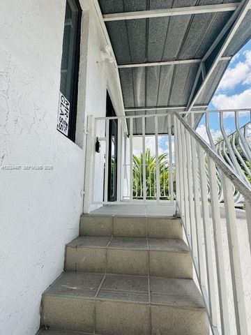 11870 SW 5th Street B, Miami, FL 33184