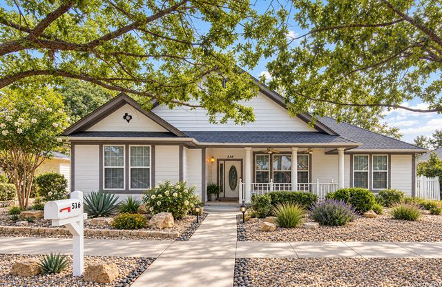 516 JO LYNN LN, New Braunfels, TX 78130