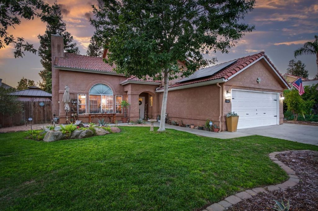 Image 2 of property listing at 9365 N Archie Avenue, Fresno, CA 93720