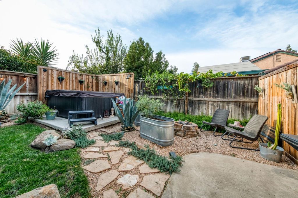 Image 51 of property listing at 9365 N Archie Avenue, Fresno, CA 93720