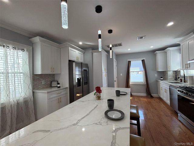 146-26 20th Road, Whitestone, NY 11357