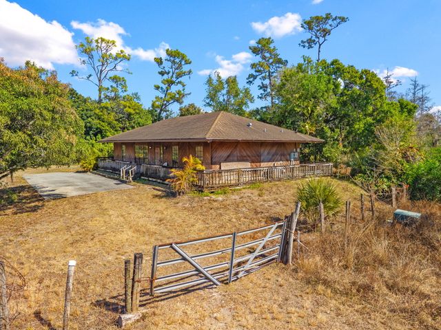 1814 A Road, Loxahatchee Groves, FL 33470