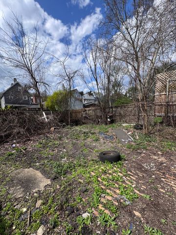 7107 Reynolds STREET, Point Breeze, PA 15208