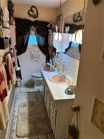 24 East Camp Street, Auburn, NY 13021