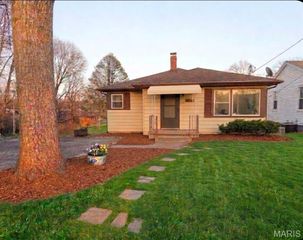 910 Portland Avenue, Collinsville, IL 62234