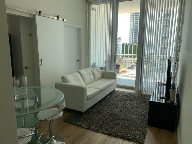 2200 NE 4th Avenue 805, Miami, FL 33137