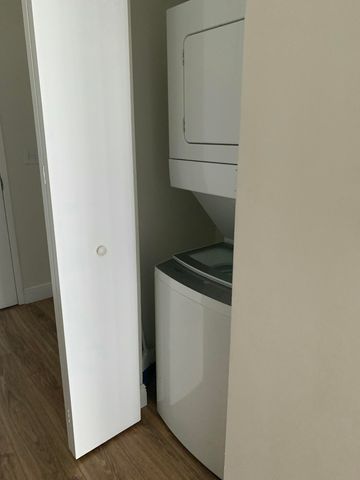 2200 NE 4th Avenue 805, Miami, FL 33137