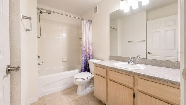7428 VISTA WAY 104, Bradenton, FL 34202