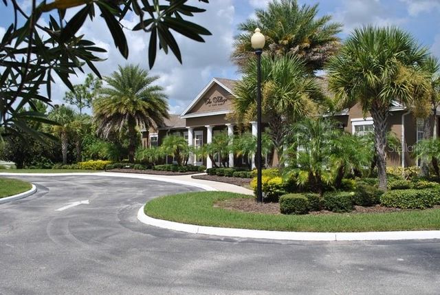 7428 VISTA WAY 104, Bradenton, FL 34202
