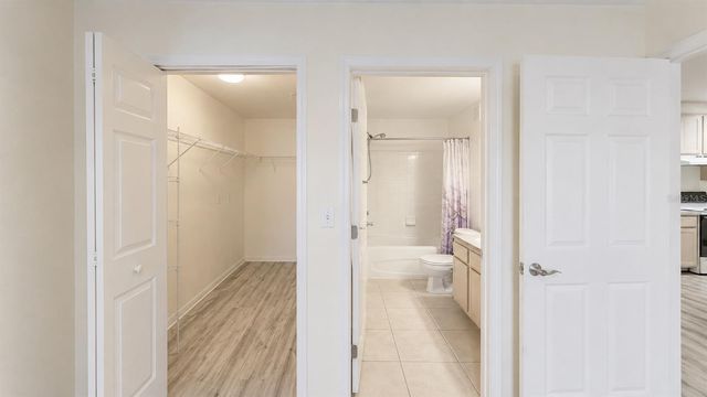 7428 VISTA WAY 104, Bradenton, FL 34202