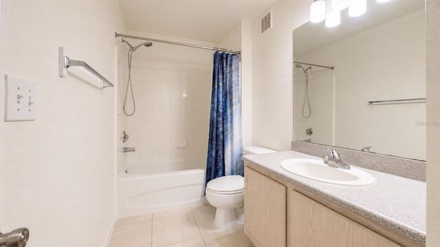 7428 VISTA WAY 104, Bradenton, FL 34202