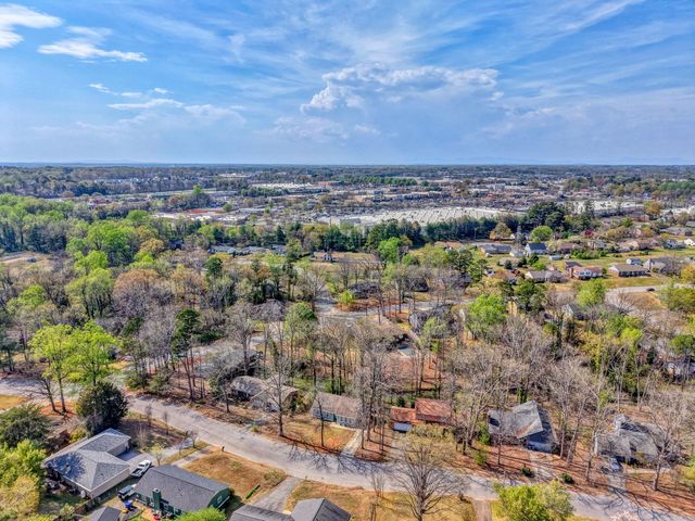 317 Seven Oaks Lane, Spartanburg, SC 29301