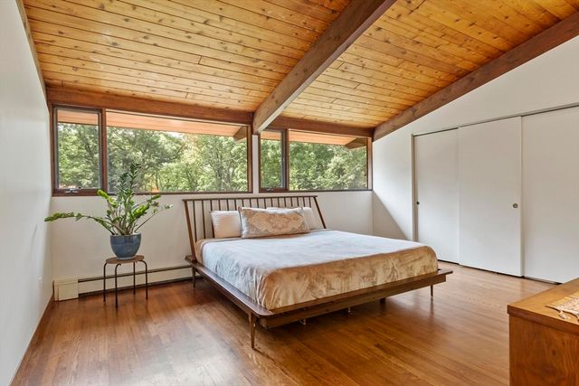 64 Woodside Rd, Harvard, MA 01451
