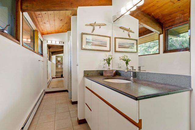 64 Woodside Rd, Harvard, MA 01451