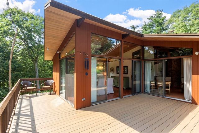 64 Woodside Rd, Harvard, MA 01451