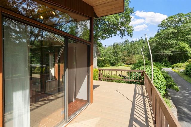 64 Woodside Rd, Harvard, MA 01451