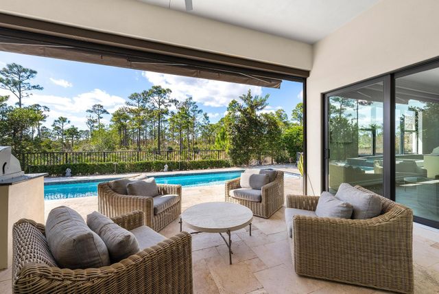 19822 SE Watergrass Drive, Jupiter, FL 33458