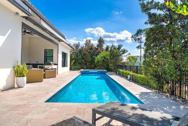 19822 SE Watergrass Drive, Jupiter, FL 33458