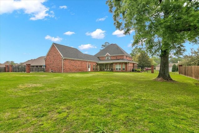 6319 Bentwater Drive, Orange, TX 77632