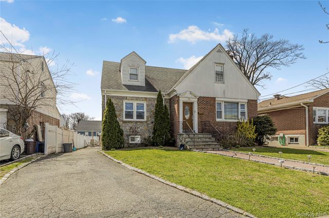 38 Borcher Avenue, Yonkers, NY 10704