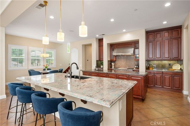 4394 Hiwassee, Claremont, CA 91711