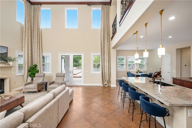4394 Hiwassee, Claremont, CA 91711