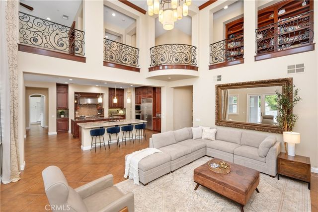 4394 Hiwassee, Claremont, CA 91711