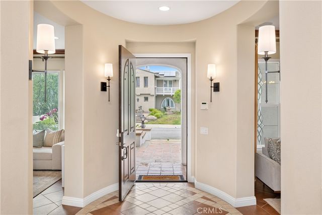 4394 Hiwassee, Claremont, CA 91711
