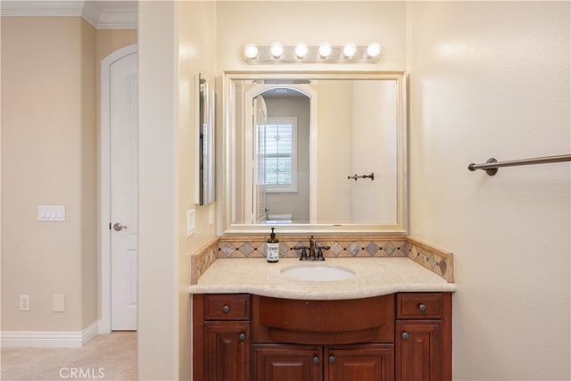 4394 Hiwassee, Claremont, CA 91711