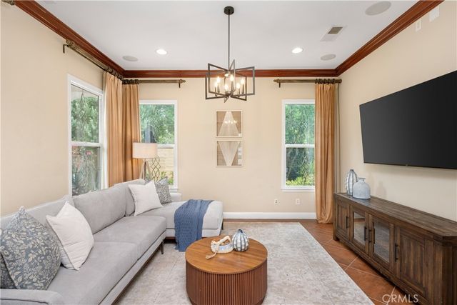 4394 Hiwassee, Claremont, CA 91711