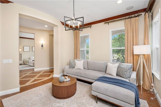 4394 Hiwassee, Claremont, CA 91711