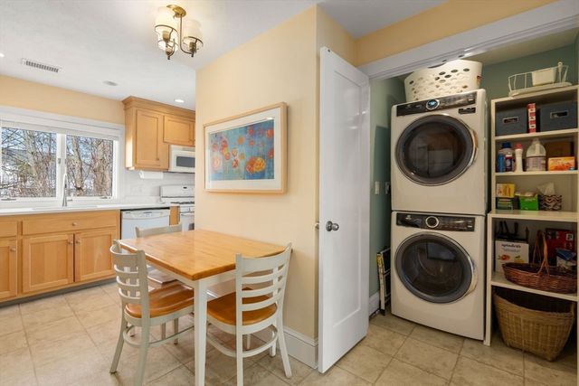 23 Newman Way 2, Arlington, MA 02476