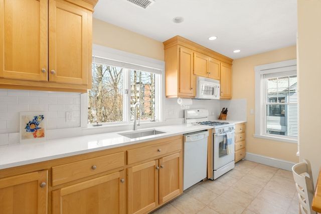 23 Newman Way 2, Arlington, MA 02476